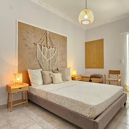 Апартаменты La Casa De Plaka Plaka  Экстерьер фото